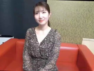 【国产】美女主播晚上没穿内裤在天桥玩露出摸b期间有不少人路过